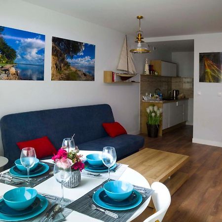 Ahoy Puck Apartament Przy Plazy Z Widokiem Na Morze Bagian luar foto