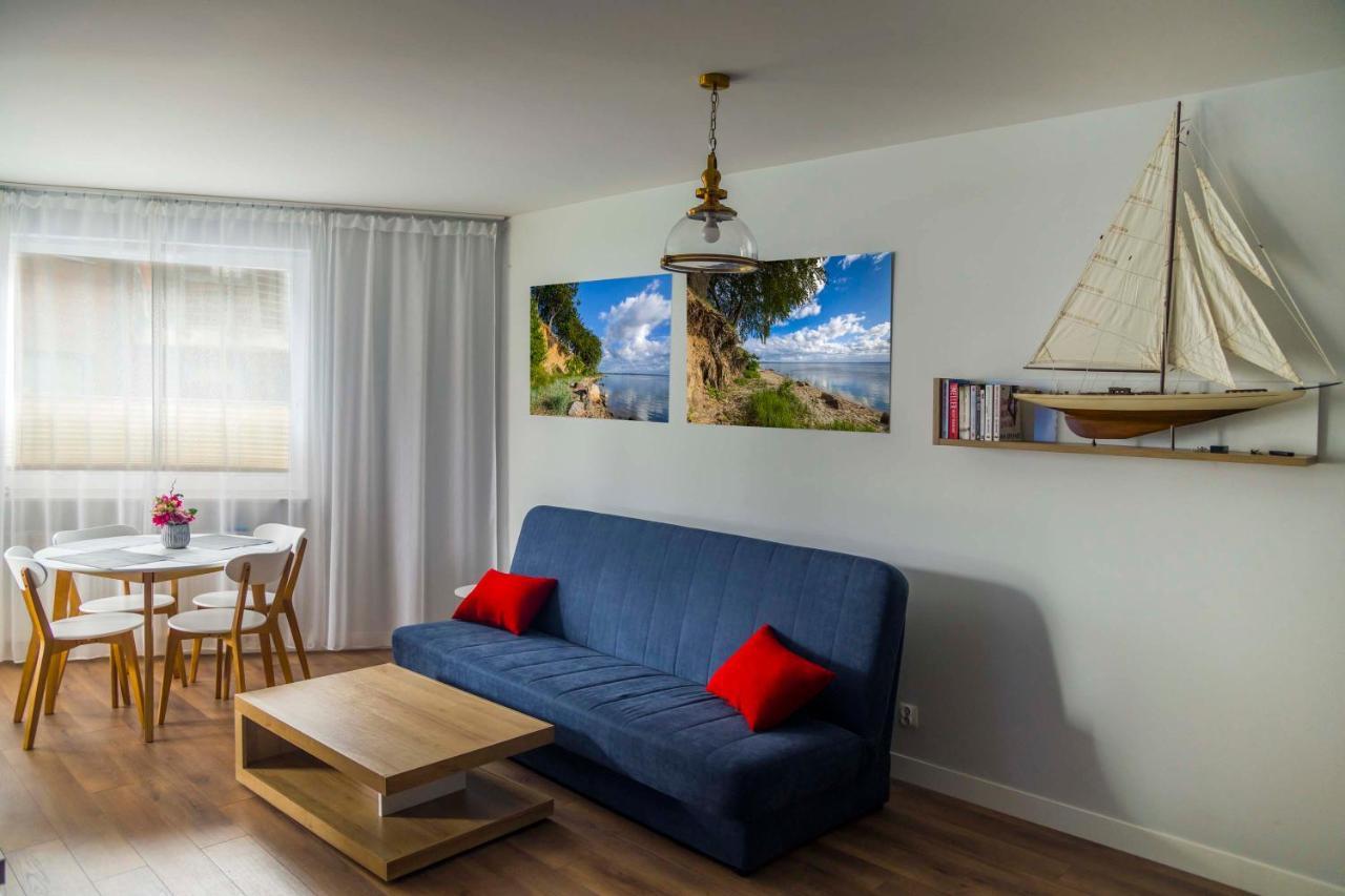 Ahoy Puck Apartament Przy Plazy Z Widokiem Na Morze Bagian luar foto