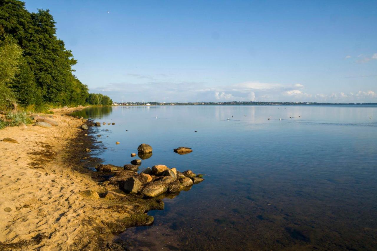 Ahoy Puck Apartament Przy Plazy Z Widokiem Na Morze Bagian luar foto