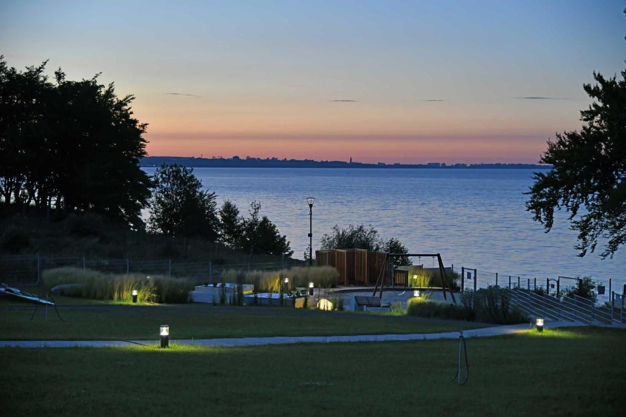 Ahoy Puck Apartament Przy Plazy Z Widokiem Na Morze Bagian luar foto